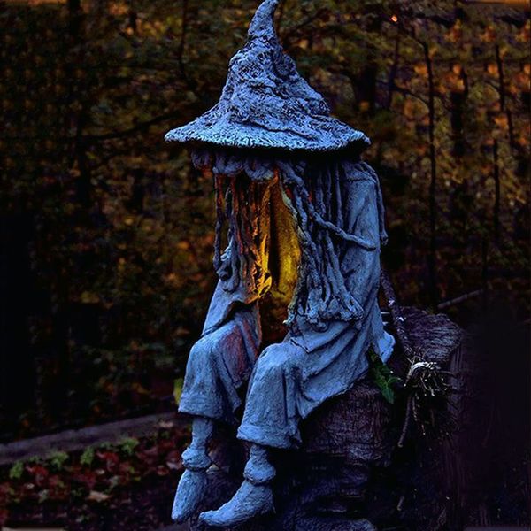 Mystic Witch™ - Solar-Powered Statue Light | Lily & Eden