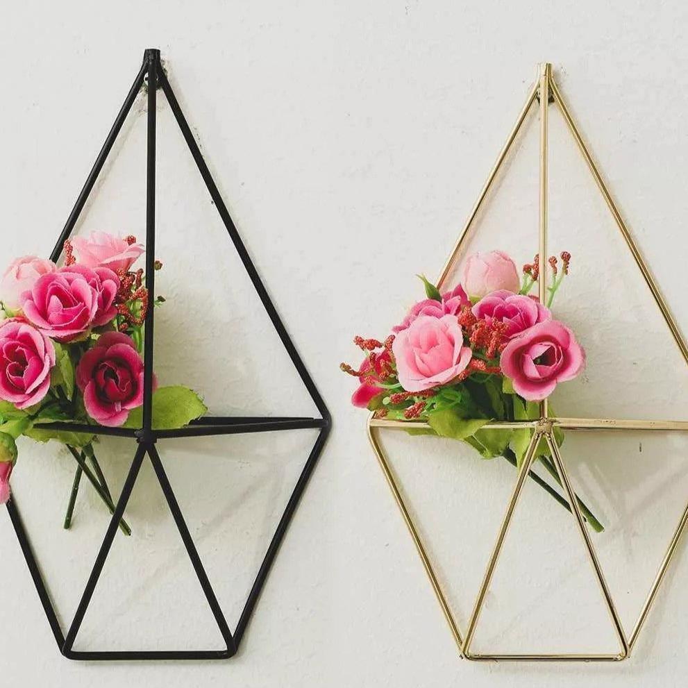 geometric wall plant hanger 2-Piece Shape Wall-Mounted Air Plant Holders Gold