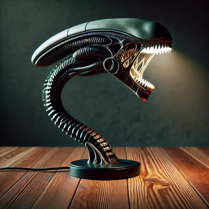 エイリアン ゼノモーフ テーブルライト デスクライト Xenomorph Alien Desk Lamp | Lily & Eden