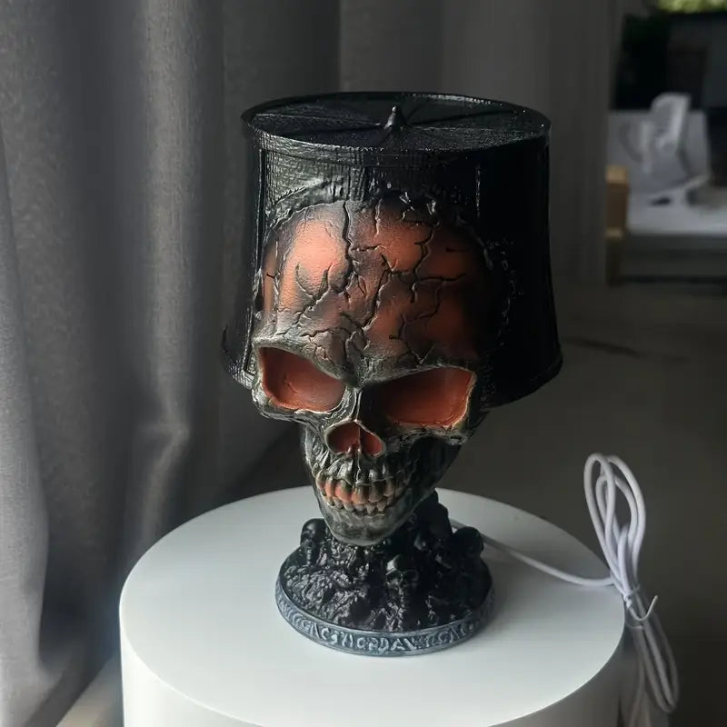 Mortis™ – Molten Skull Lava Lamp | Lily & Eden
