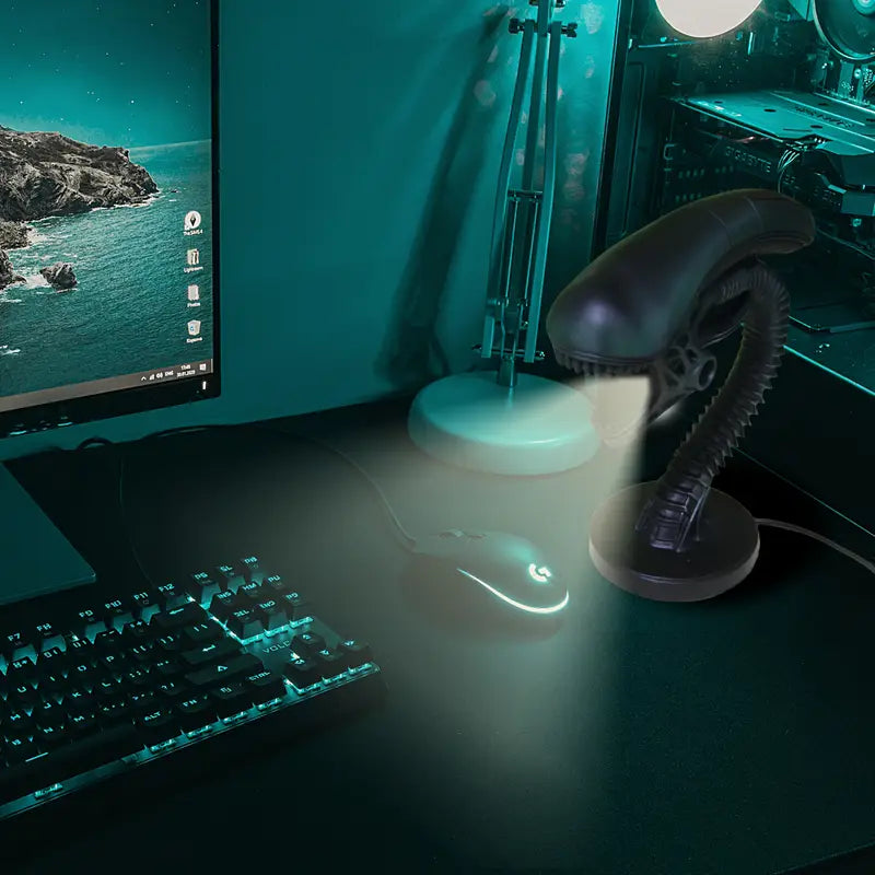 Xenomorph Alien Desk Lamp | Lily & Eden