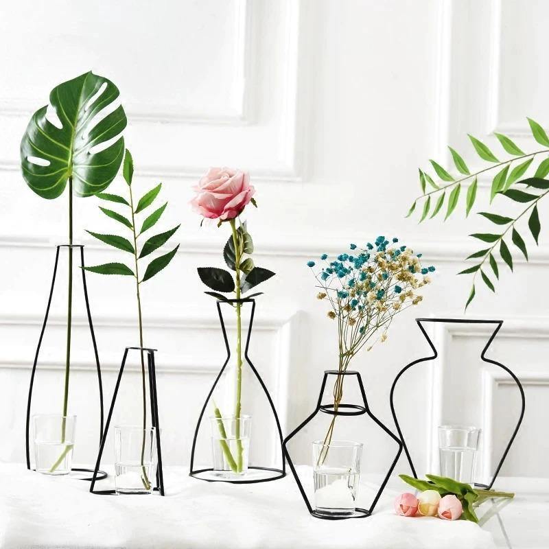 Sleek Iron Line Vase Stand