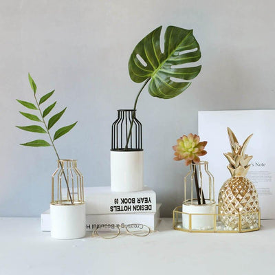 Iron and Ceramic Vase with Grated Design - Lily & Eden