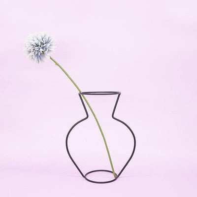 Minimal Iron Line Vase Holder D | Lily & Eden