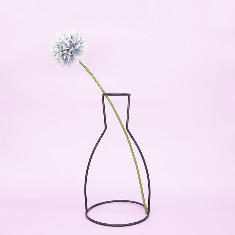 Minimal Iron Line Vase Holder A | Lily & Eden