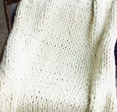 Cozy Chunky Knit Throw Blanket - Lily & Eden