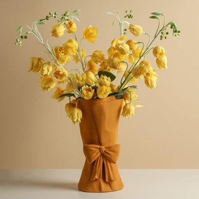 Ceramic Bowknot Vase - Lily & Eden