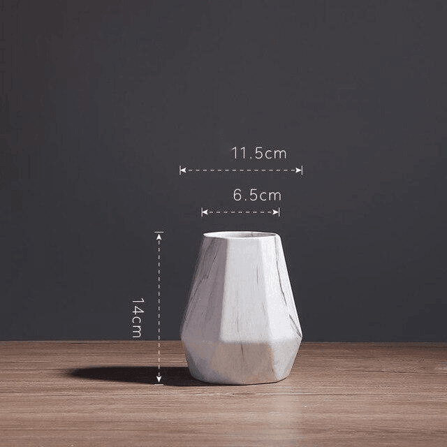 Geometric Marble Vases Small Vase | Lily & Eden