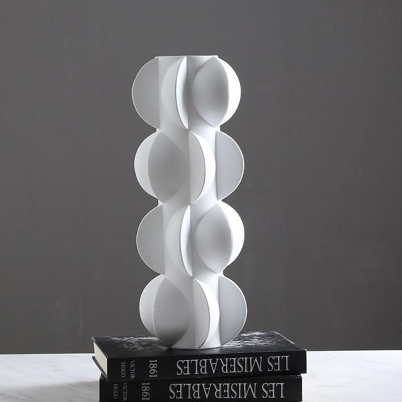 Abby Artistic Flower Vases - Lily & Eden