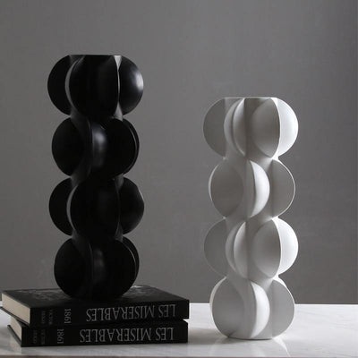 Abby Artistic Flower Vases - Lily & Eden