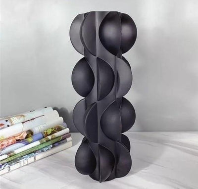 Abby Artistic Flower Vases - Lily & Eden