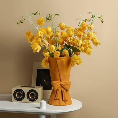 Ceramic Bowknot Vase - Lily & Eden