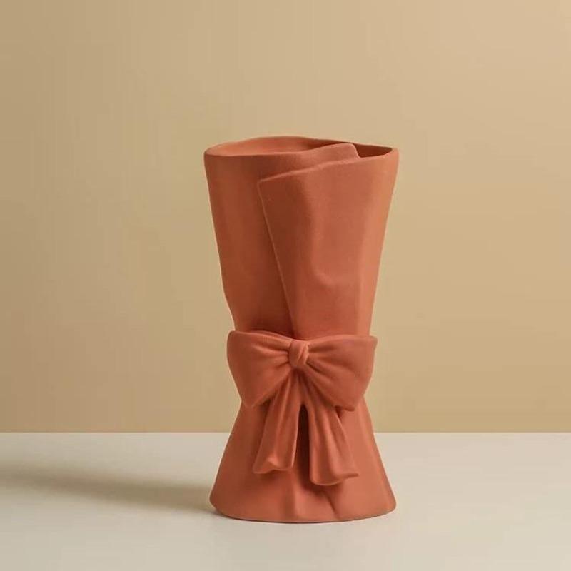 Ceramic Bowknot Vase - Lily & Eden