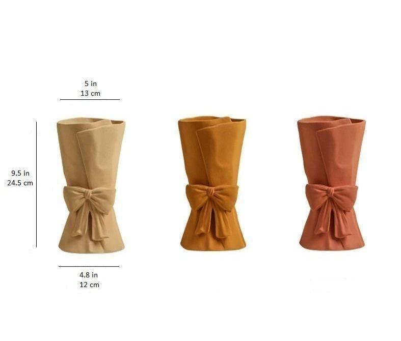 Ceramic Bowknot Vase - Lily & Eden