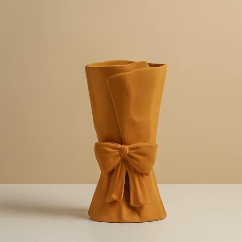 Ceramic Bowknot Vase - Lily & Eden