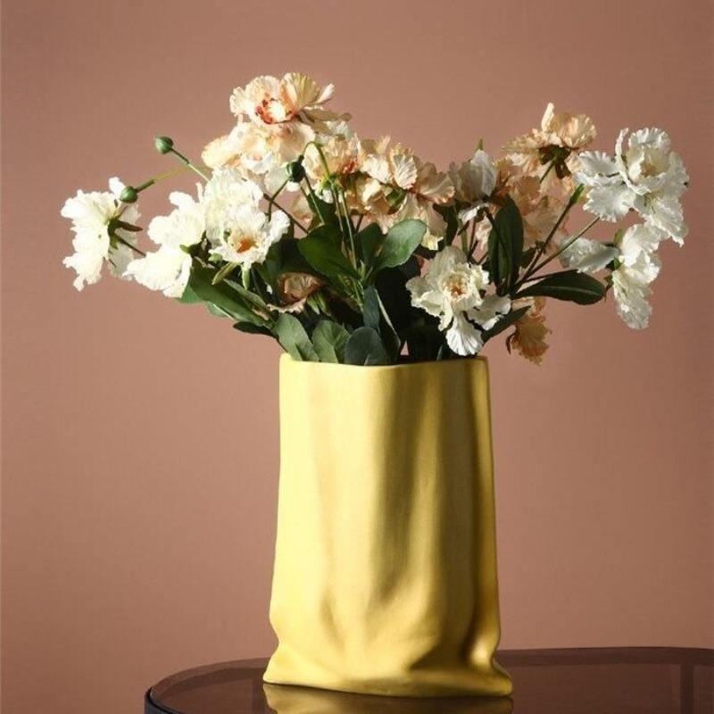 Luther Ceramic Pot - Lily & Eden