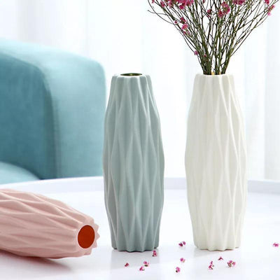 Angular Slim Floral Vase - Lily & Eden