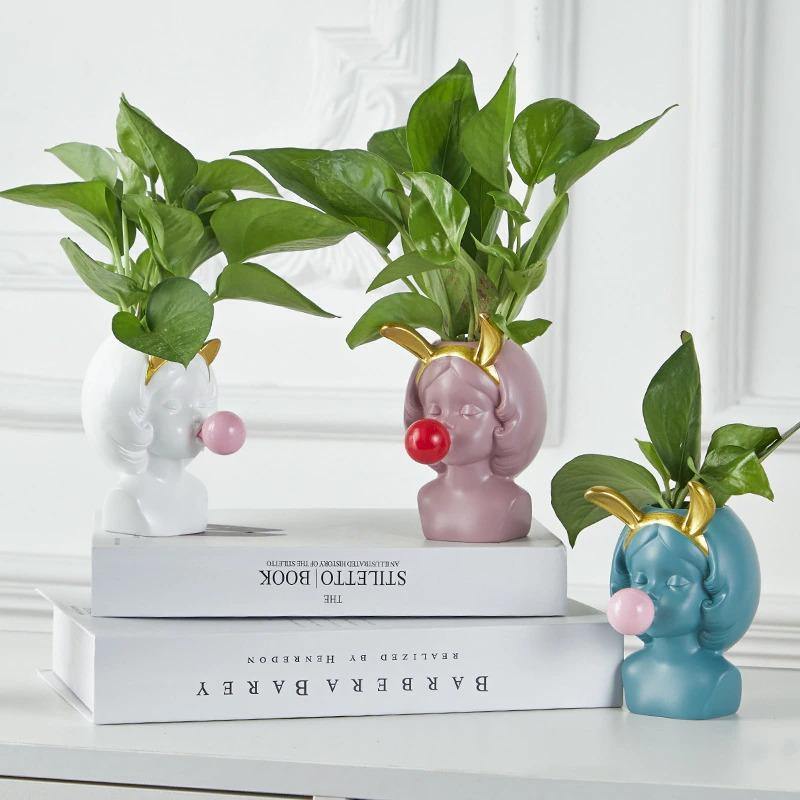 Bubbly Babe Bust Planter Vase - Lily & Eden