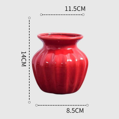 Attractive Curved Red Vases - Lily & Eden