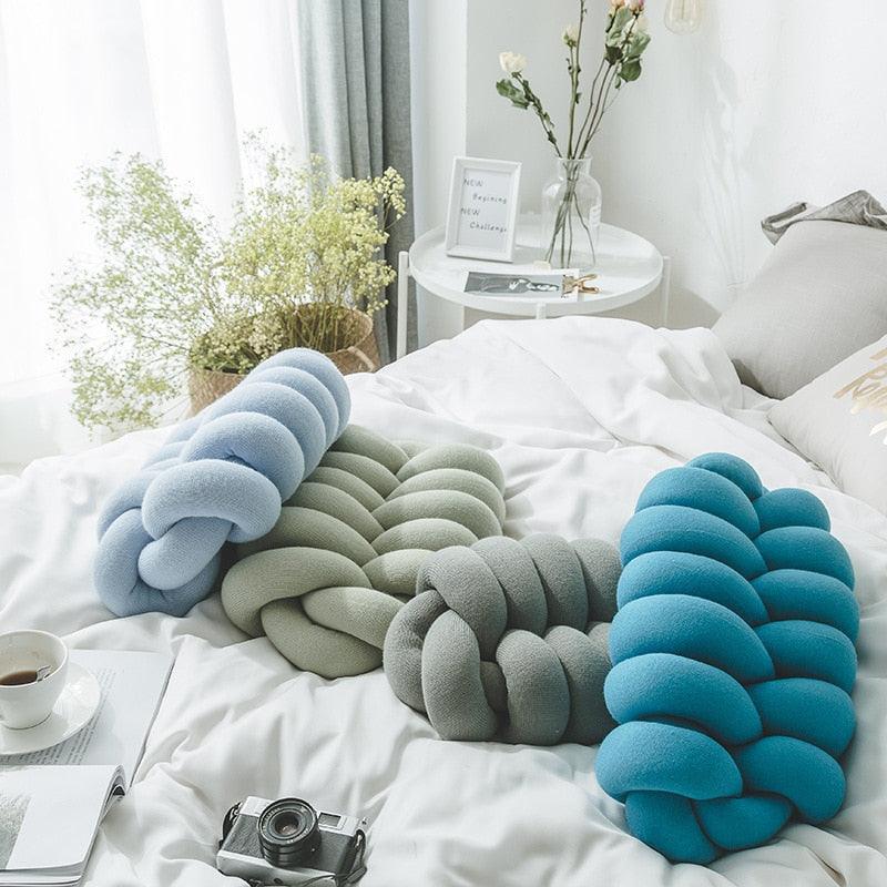 Cocoon Twist Cushion - Lily & Eden