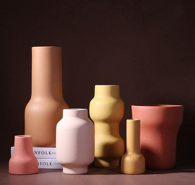 Cozy Berry Palette Clay Blossom Vase - Lily & Eden
