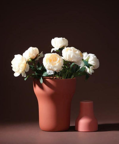Cozy Berry Palette Clay Blossom Vase - Lily & Eden