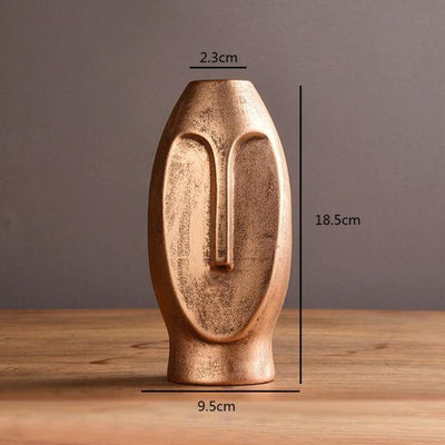 Abstract Long Face Ceramic Vase Peru / Rounded | Lily & Eden