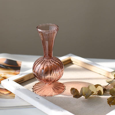 Retro Style Floral Vases - Lily & Eden