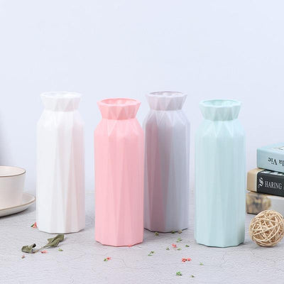 Angular Geometric Floral Vase - Lily & Eden