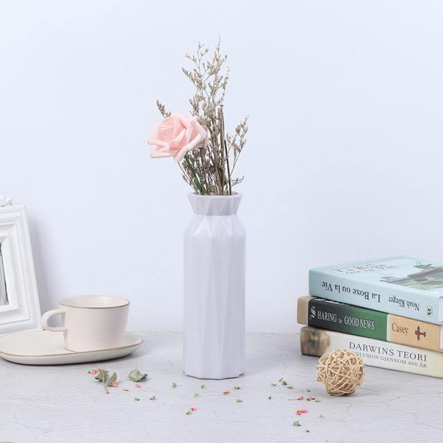Angular Geometric Floral Vase - Lily & Eden