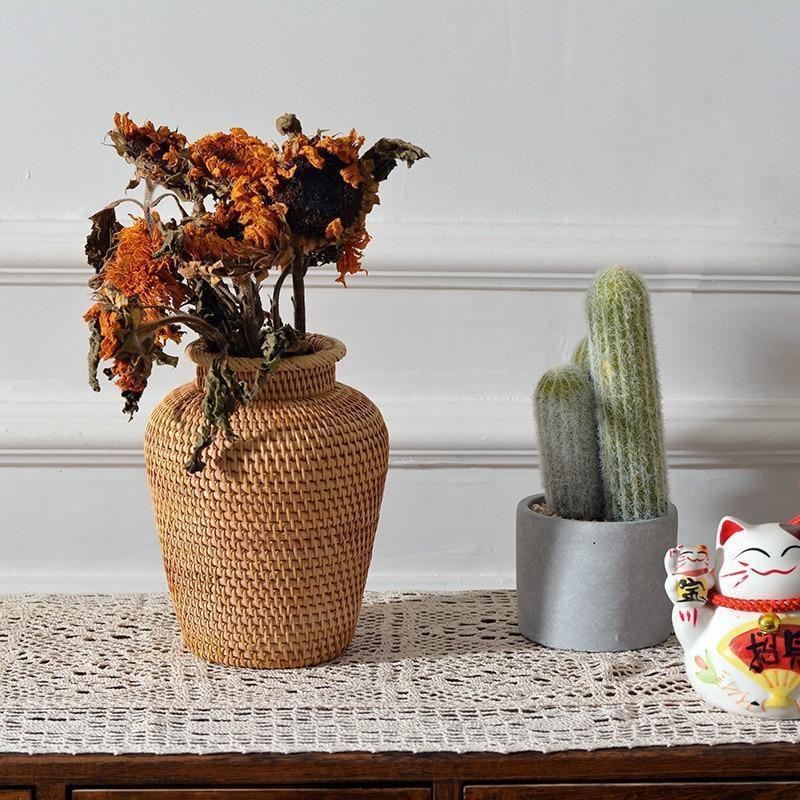 Handcrafted Rattan Vase - Lily & Eden