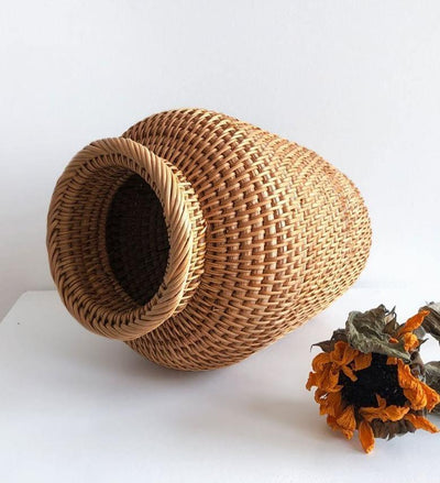 Handcrafted Rattan Vase - Lily & Eden