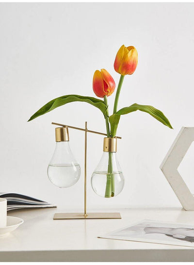 Classic Lightbulb Propagation Vase | Lily & Eden