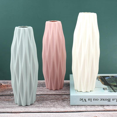Angular Slim Floral Vase - Lily & Eden