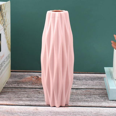 Angular Slim Floral Vase - Lily & Eden