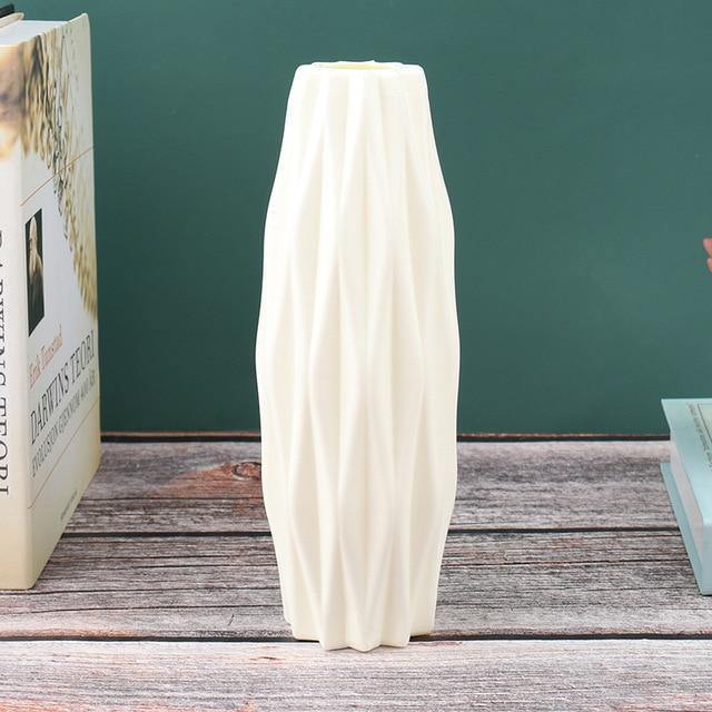 Angular Slim Floral Vase - Lily & Eden