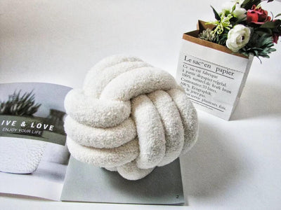 Triple Twist Cotton Fleece Cushion - Lily & Eden