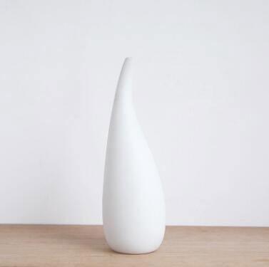 Water Drop White Porcelain Vase H: 25cm | Lily & Eden