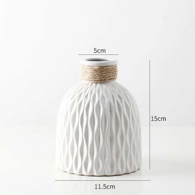 Ceramic Vase with Texture - Lily & Eden